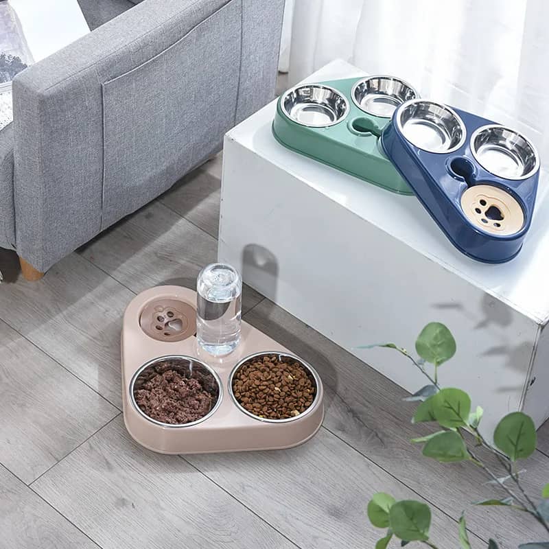 gamelle chat couleur rose vert et bleu